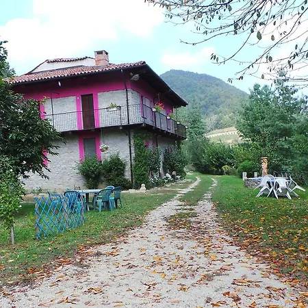 Rosatea Apartment *